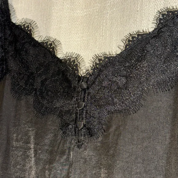 Mittoshop Black Tank Top with Lace Detail - Picture 5 of 8